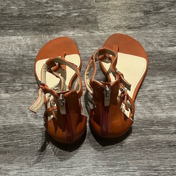 Enzo Angiolini Gladiator Sandals - Picture 5 of 10